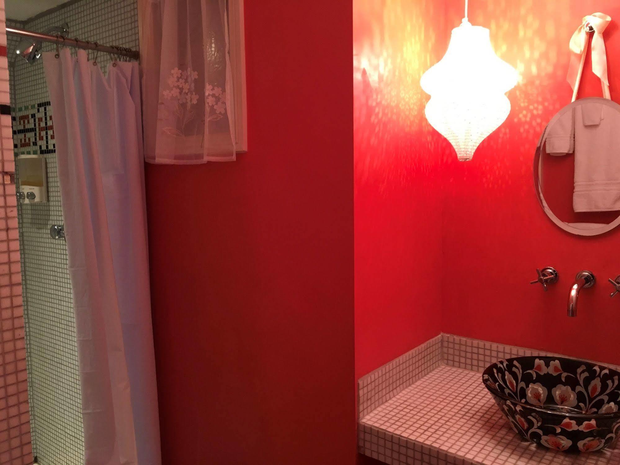 Dreamhouse Country Inn Bristol Екстер'єр фото