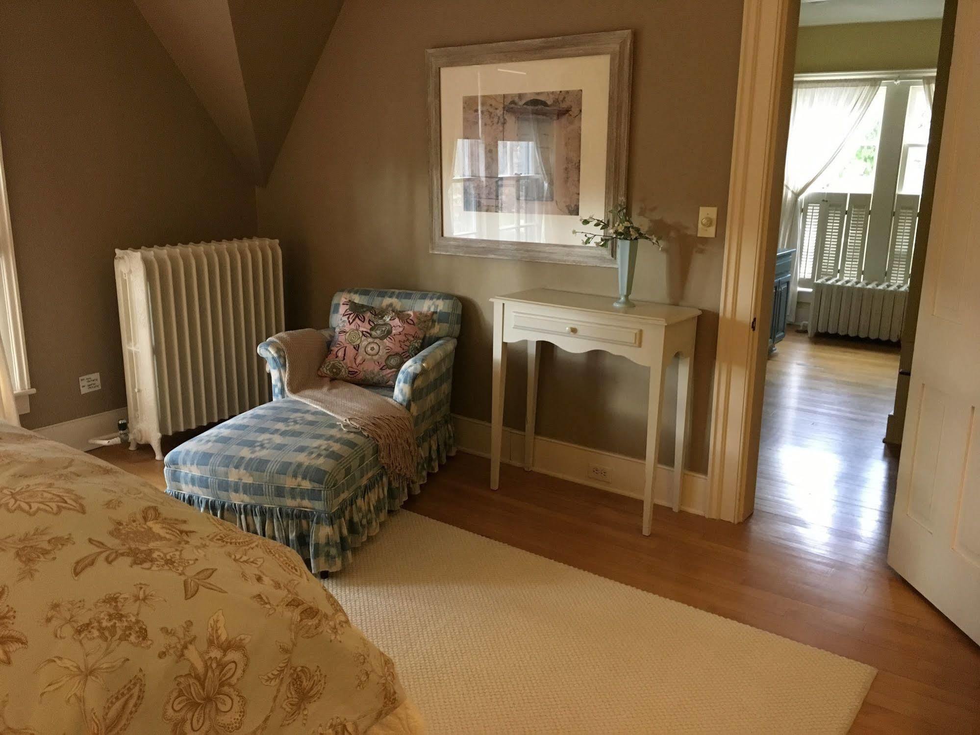 Dreamhouse Country Inn Bristol Екстер'єр фото